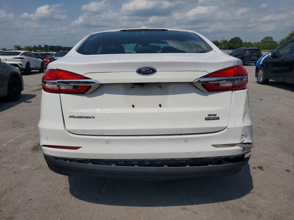 Photo 6 from auction – 2020 FORD FUSION with VIN 3FA6P0LU7LR113846