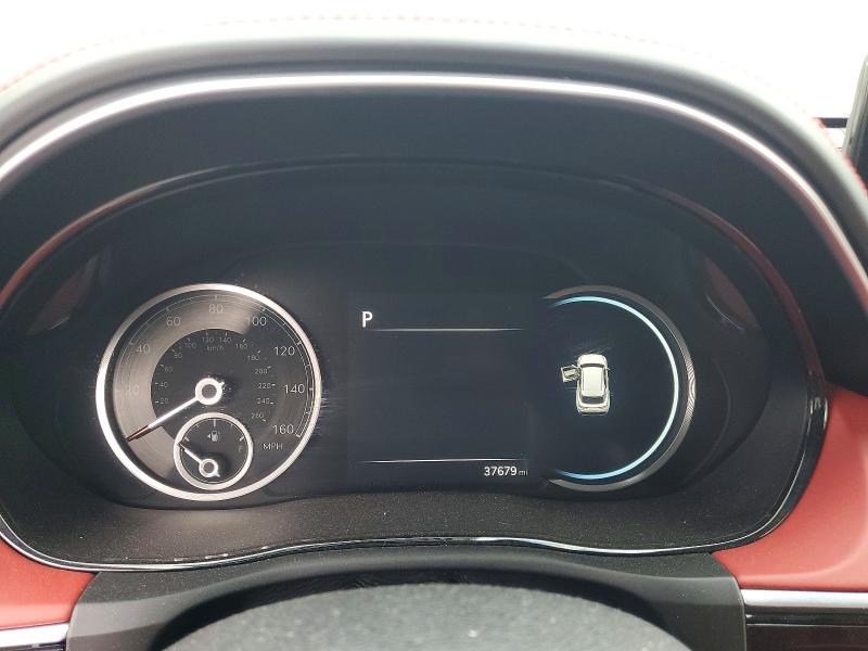 Photo 9 from auction – 2022 GENESIS GV70 with VIN KMUMCDTC7NU012892