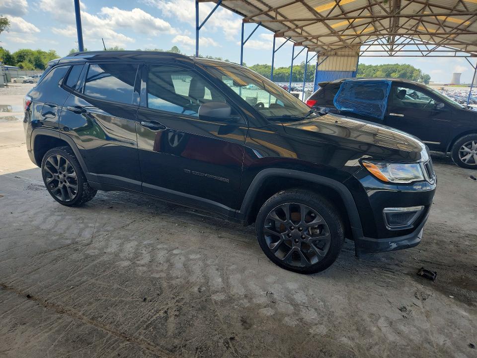 Photo 4 from auction – 2021 JEEP COMPASS with VIN 3C4NJDEB6MT550395