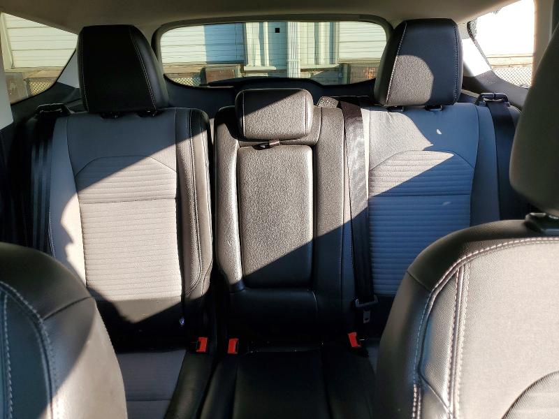 Photo 10 from auction – 2017 FORD ESCAPE with VIN 1FMCU9J97HUC46515