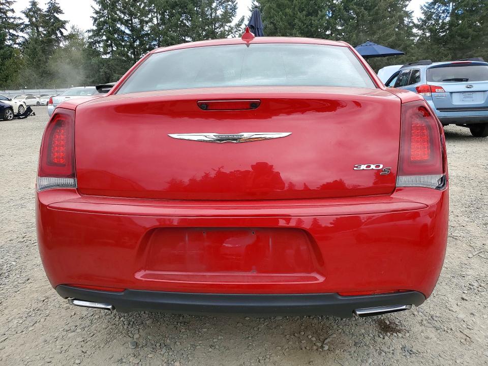 Foto 6 de la subasta – 2016 CHRYSLER 300 con VIN 2C3CCABGXGH220289