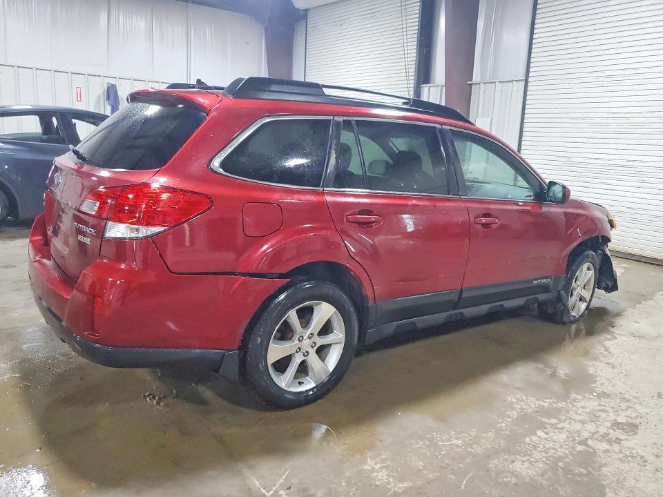 Photo 3 from auction – 2014 SUBARU OUTBACK with VIN 4S4BRBLC4E3204723