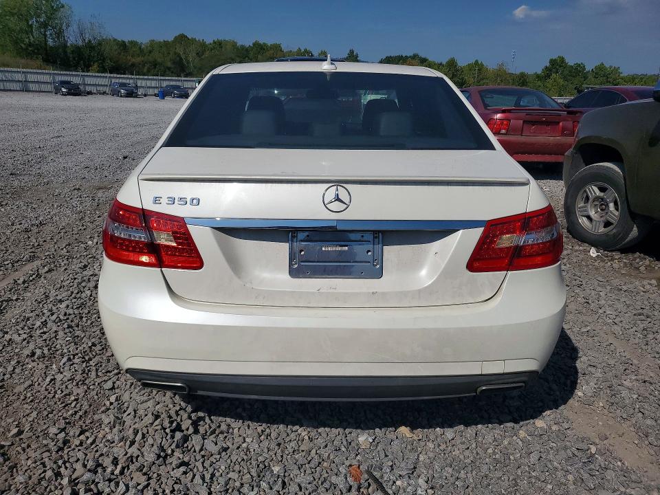 Photo 6 from auction – 2013 MERCEDES-BENZ E with VIN WDDHF5KB9DA707486