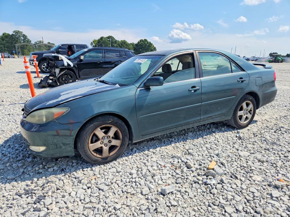 2004 TOYOTA CAMRY - Търг №66213446