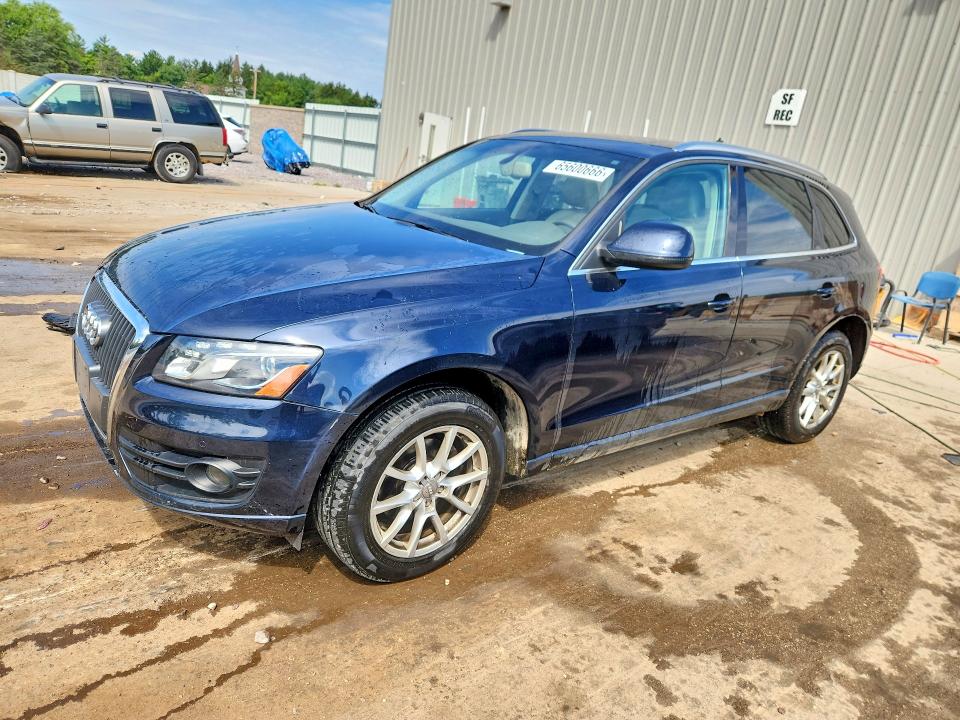 AUDI Q5 2011 with VIN WA1LFAFP3BA033328 - Photo from auction
