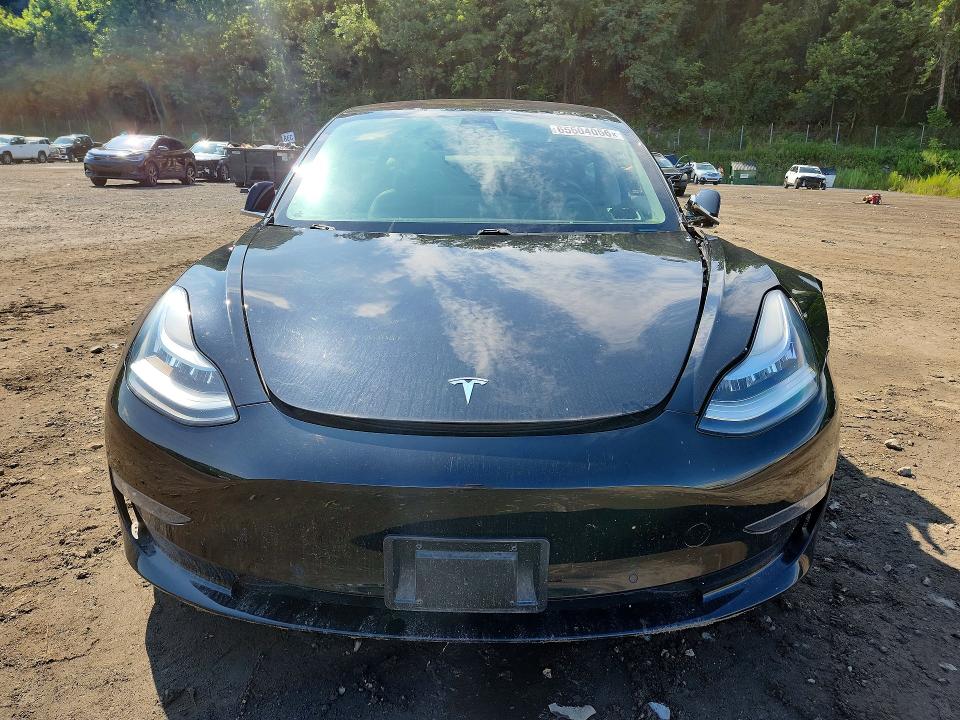 Photo 5 from auction – 2019 TESLA MODEL 3 with VIN 5YJ3E1EA6KF305075