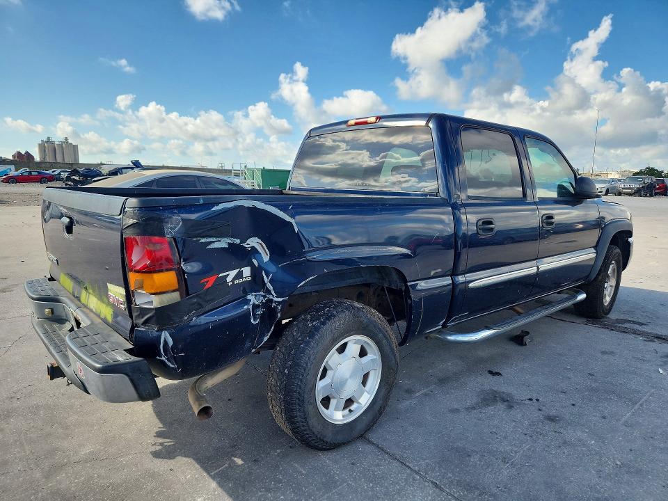 Photo 3 from auction – 2006 GMC NEW SIERRA with VIN 2GTEK13Z561351791