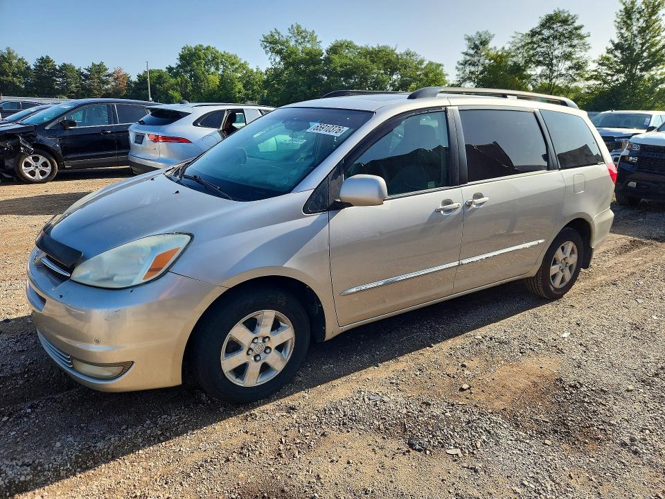TOYOTA SIENNA 2004 con VIN 5TDBA22C04S007543 - Foto de la subasta