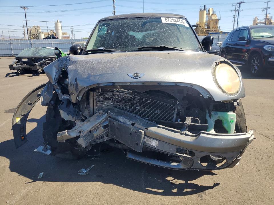 Photo 5 from auction – 2010 MINI COOPER with VIN WMWMF3C58ATZ66019