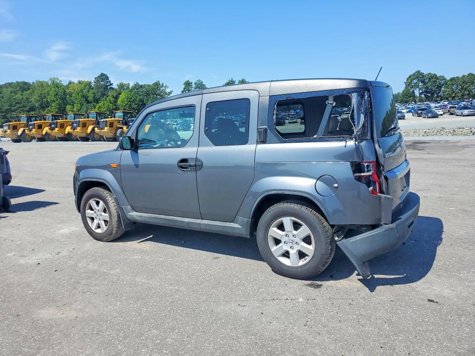 Photo 2 from auction – 2011 HONDA ELEMENT with VIN 5J6YH2H76BL001562