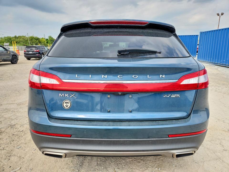 Photo 6 from auction – 2016 LINCOLN MKX with VIN 2LMTJ8JP2GBL87017