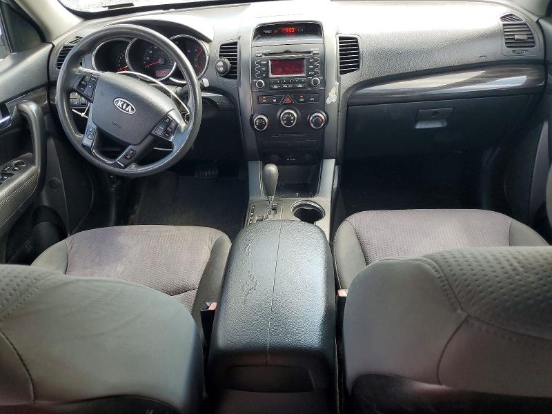 Photo 8 from auction – 2012 KIA SORENTO with VIN 5XYKT4A22CG253200