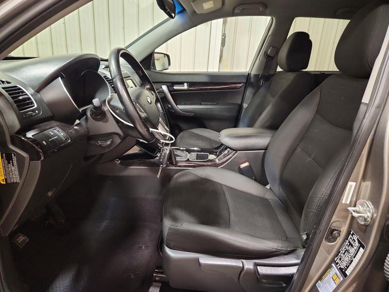 Photo 7 from auction – 2014 KIA SORENTO with VIN 5XYKTCA66EG549773