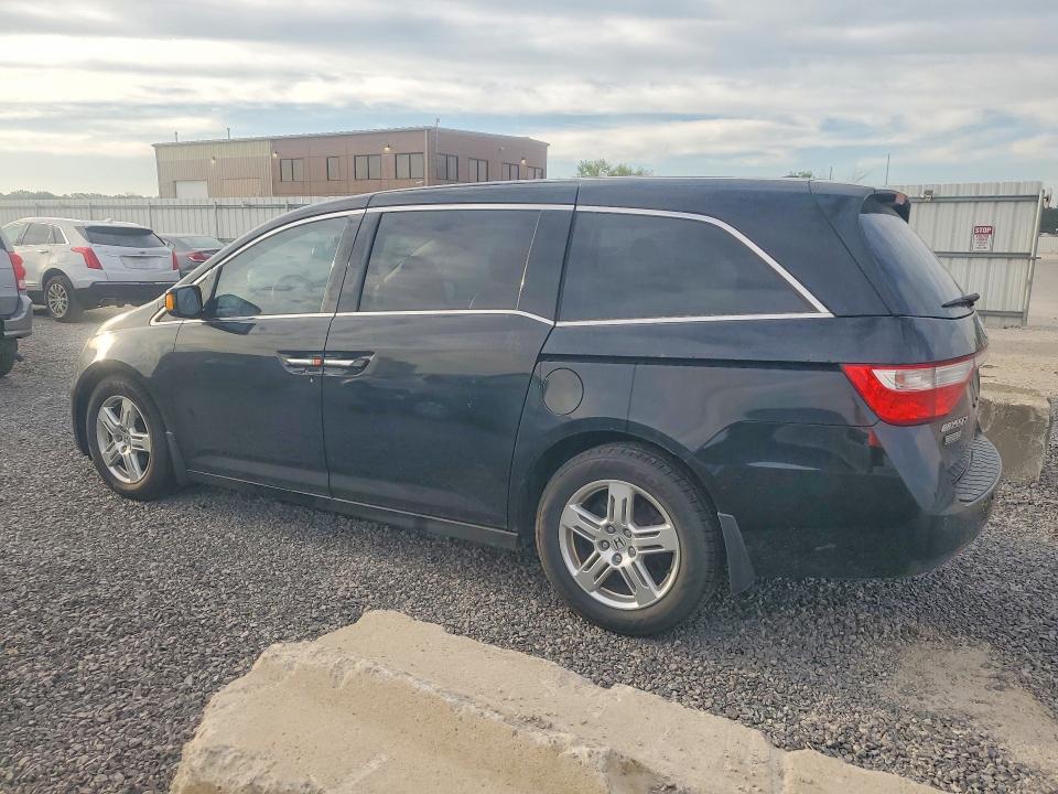 Photo 2 from auction – 2012 HONDA ODYSSEY with VIN 5FNRL5H98CB064145