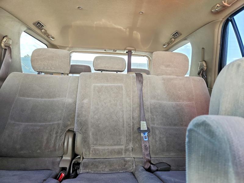 Photo 10 from auction – 2004 TOYOTA SEQUOIA with VIN 5TDZT34A94S213258