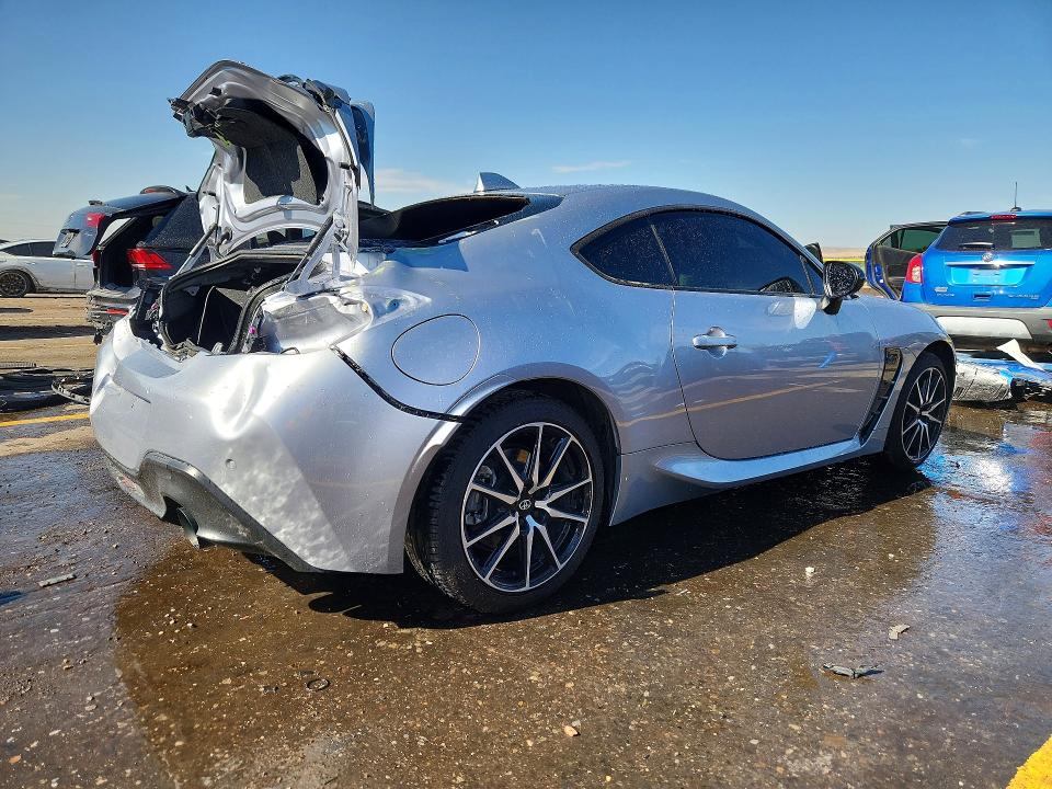 Photo 3 from auction – 2023 TOYOTA GR86 with VIN JF1ZNBC18P8752765