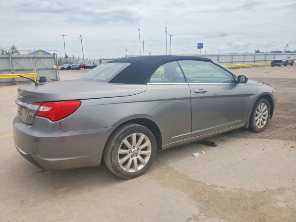 Photo 3 from auction – 2012 CHRYSLER 200 with VIN 1C3BCBEB0CN218733