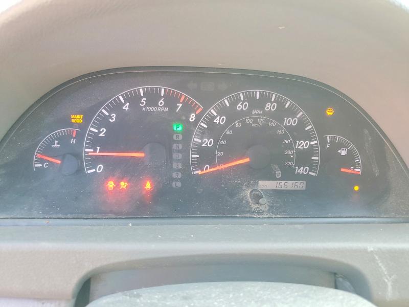 Photo 9 from auction – 2005 TOYOTA CAMRY with VIN 4T1BE30K55U037585