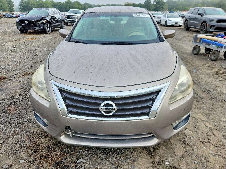 Photo 5 from auction – 2013 NISSAN ALTIMA with VIN 1N4AL3AP7DN564820