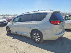 Photo 2 from auction – 2020 CHRYSLER PACIFICA with VIN 2C4RC1N71LR124573
