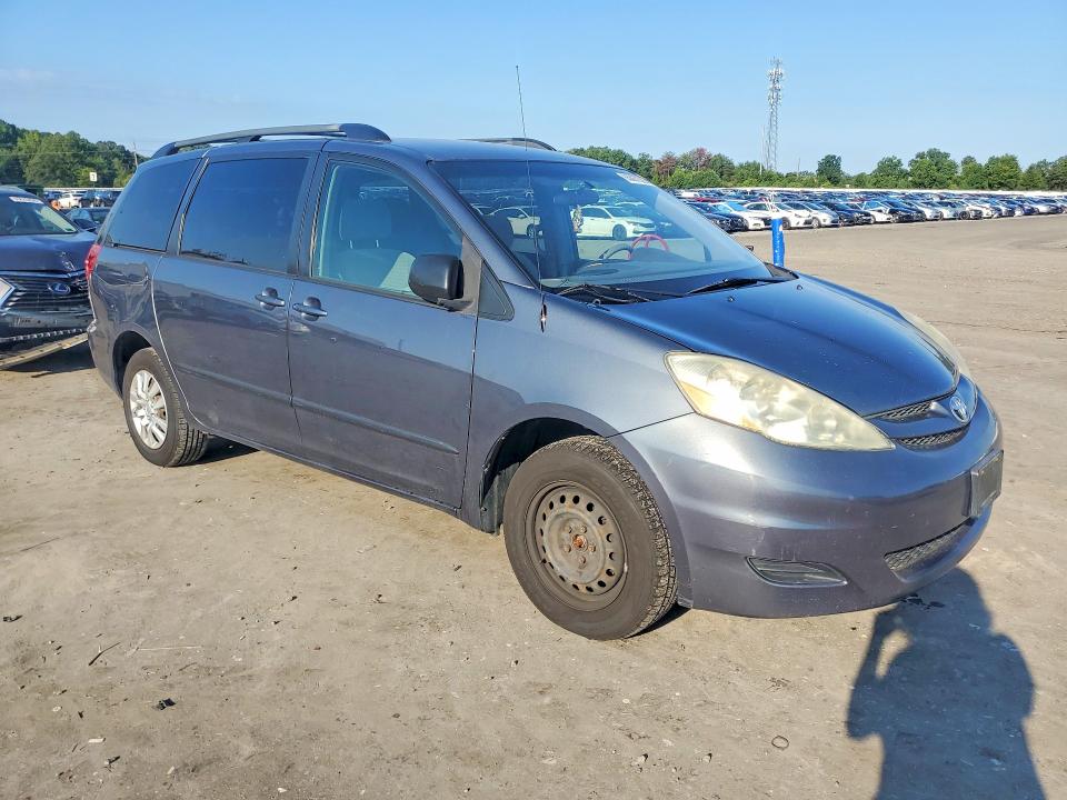 Photo 4 from auction – 2006 TOYOTA SIENNA with VIN 5TDZA23C66S458461
