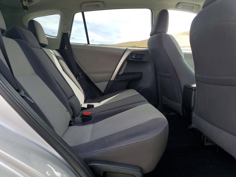 Photo 11 from auction – 2013 TOYOTA RAV4 with VIN 2T3RFREV5DW122384