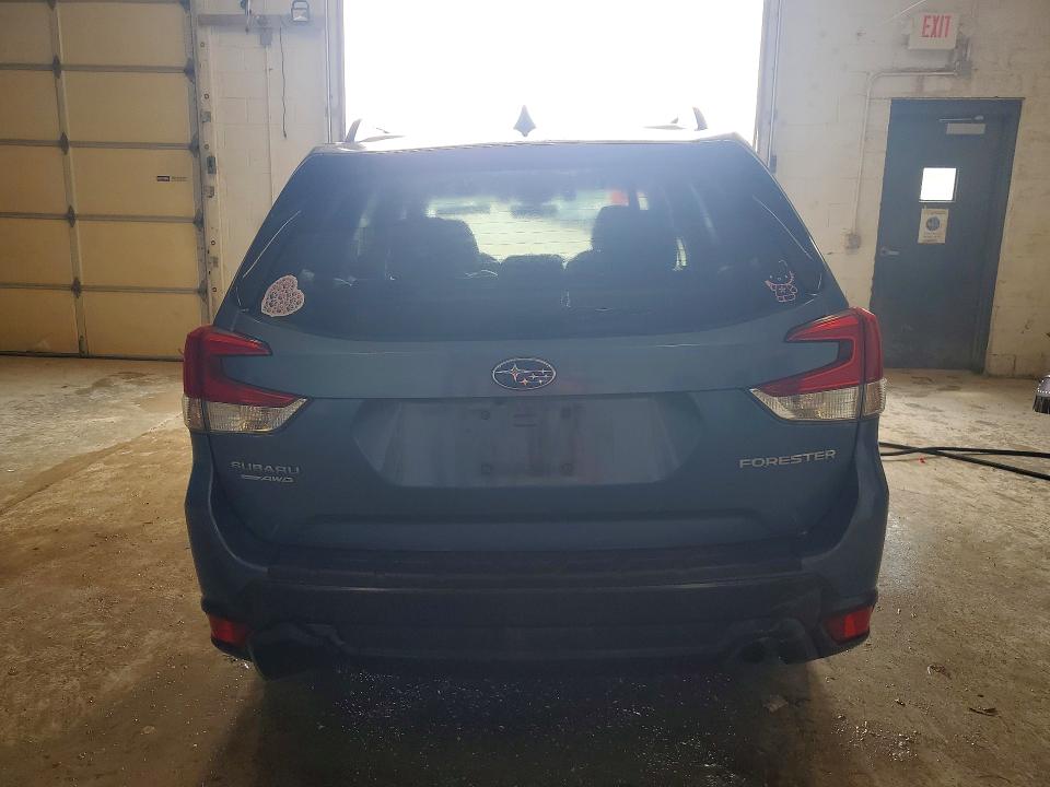 Photo 6 from auction – 2019 SUBARU FORESTER with VIN JF2SKAEC8KH478801