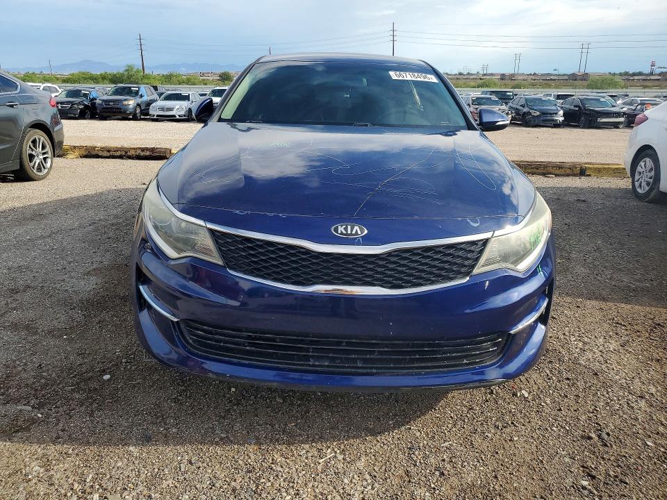 Photo 5 from auction – 2018 KIA OPTIMA with VIN 5XXGT4L36JG257909