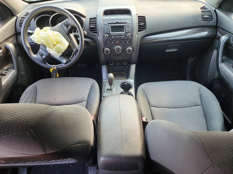Photo 8 from auction – 2013 KIA SORENTO with VIN 5XYKT3A19DG415004