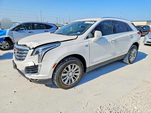 2017 CADILLAC XT5