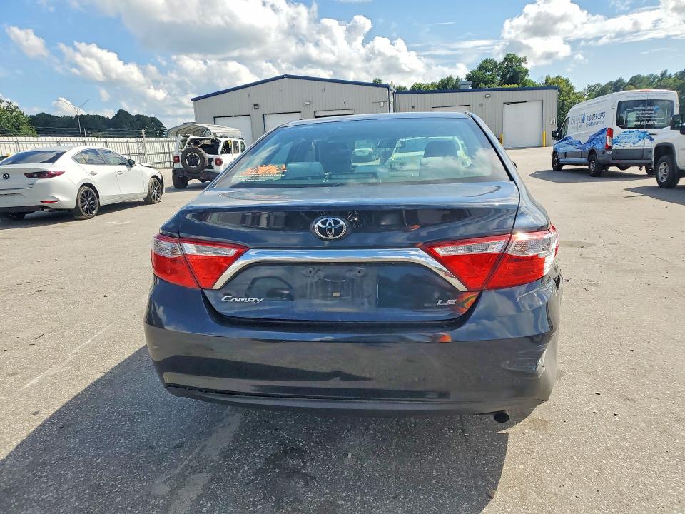 Photo 6 from auction – 2016 TOYOTA CAMRY with VIN 4T4BF1FK2GR570091