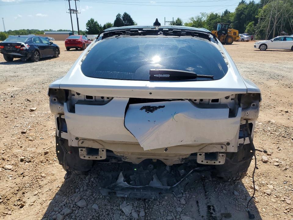 Photo 6 from auction – 2022 FORD MUSTANG MACH-E with VIN 3FMTK3R72NMA15592