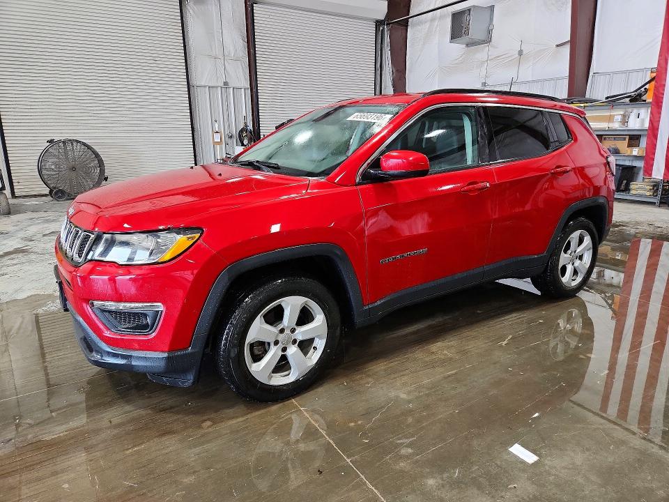 JEEP COMPASS 2018 with VIN 3C4NJCBB5JT186531 - Photo from auction