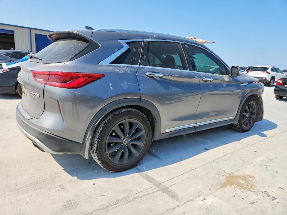 Photo 3 from auction – 2019 INFINITI QX50 with VIN 3PCAJ5M19KF147472