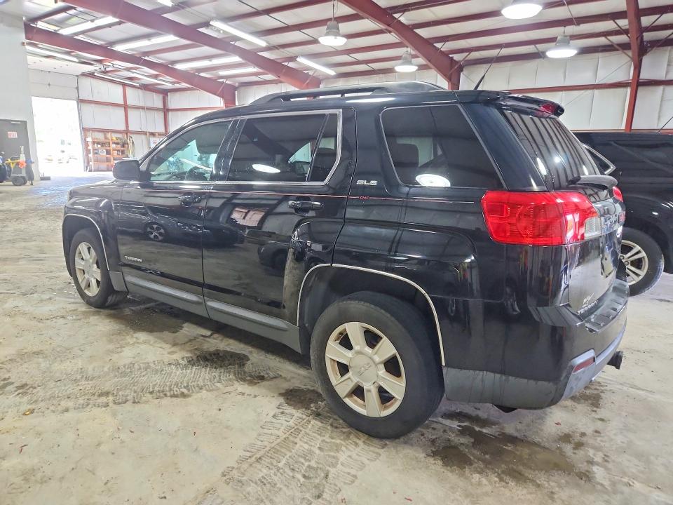Photo 2 from auction – 2010 GMC TERRAIN with VIN 2CTALDEW6A6301997