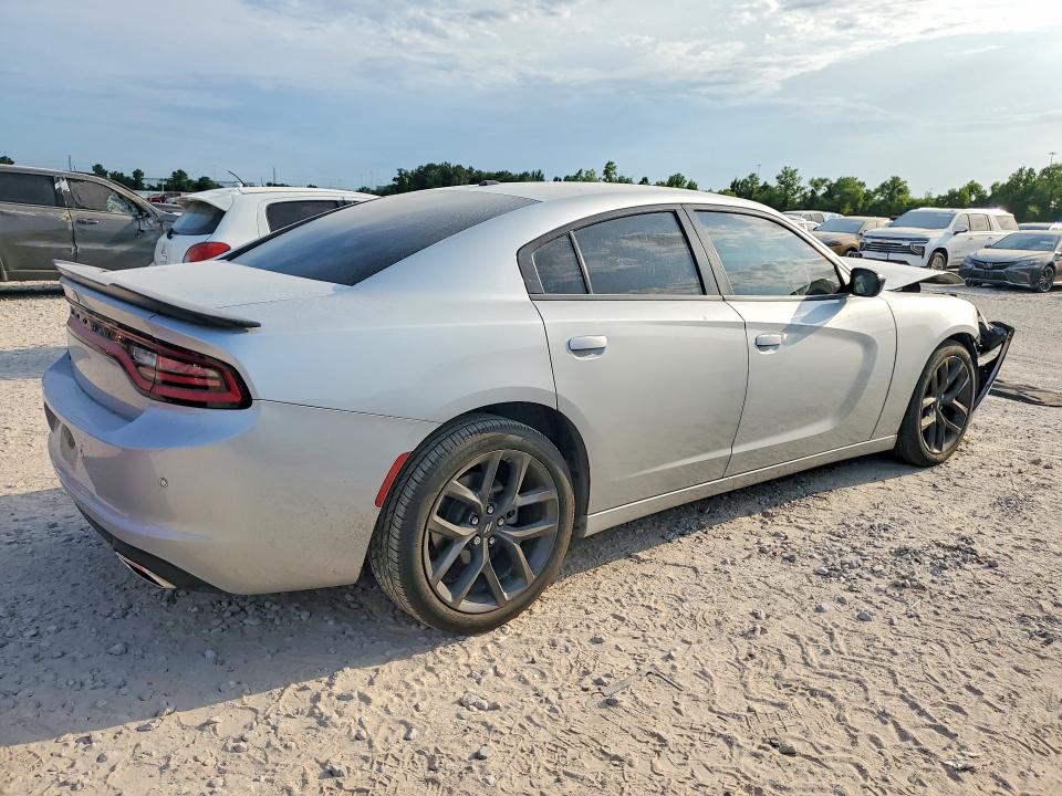 Photo 3 from auction – 2022 DODGE CHARGER with VIN 2C3CDXBG2NH122791