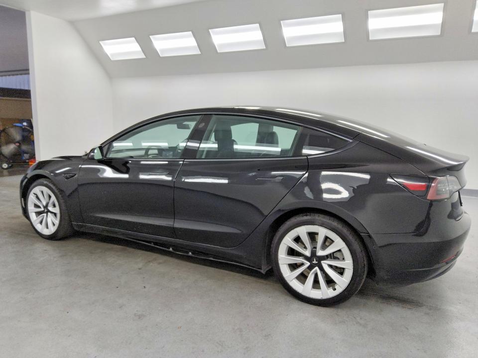 Photo 2 from auction – 2022 TESLA MODEL 3 with VIN 5YJ3E1EAXNF188895