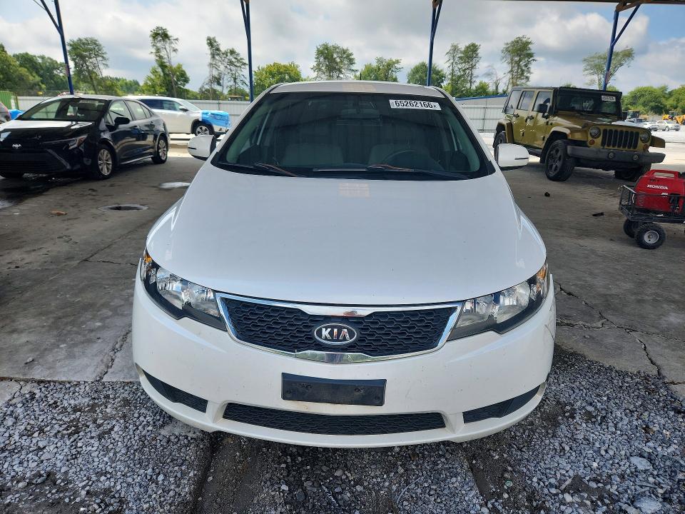 Photo 5 from auction – 2012 KIA FORTE with VIN KNAFU4A21C5559101