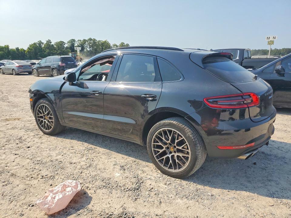 Photo 2 from auction – 2017 PORSCHE MACAN with VIN WP1AB2A52HLB12764