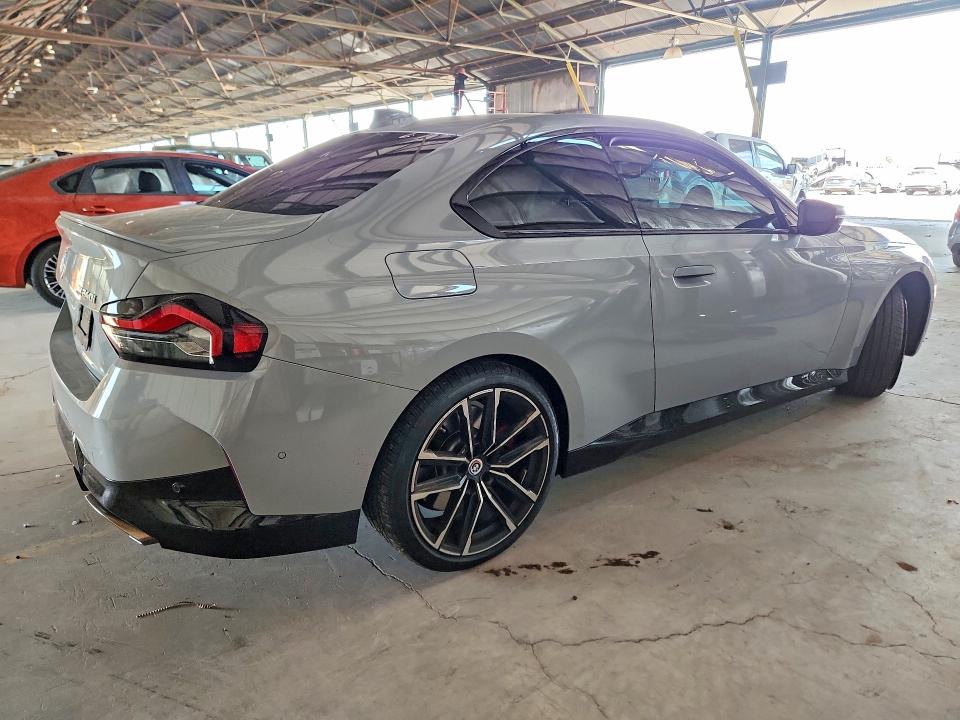 Photo 3 from auction – 2022 BMW M240XI with VIN 3MW53CM0XN8C78598