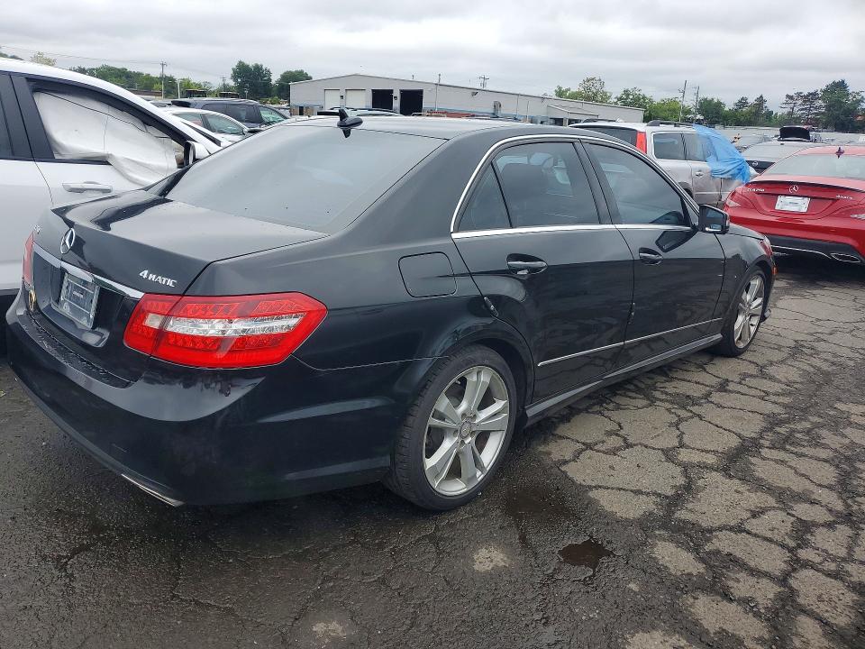 Photo 3 from auction – 2013 MERCEDES-BENZ E with VIN WDDHF8JB0DA738712