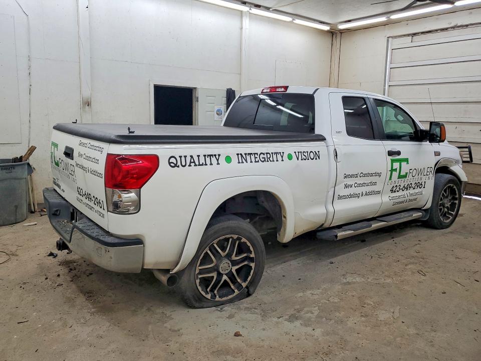 Photo 3 from auction – 2007 TOYOTA TUNDRA with VIN 5TFRV54167X024992
