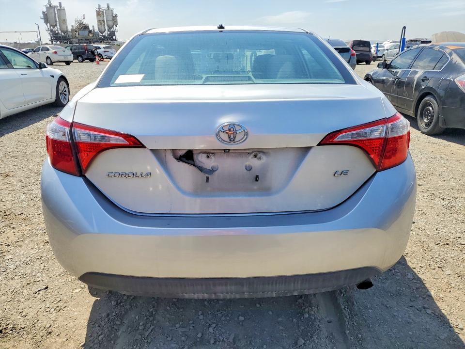 Снимка 6 от търг – 2016 TOYOTA COROLLA с VIN 5YFBURHE0GP524220