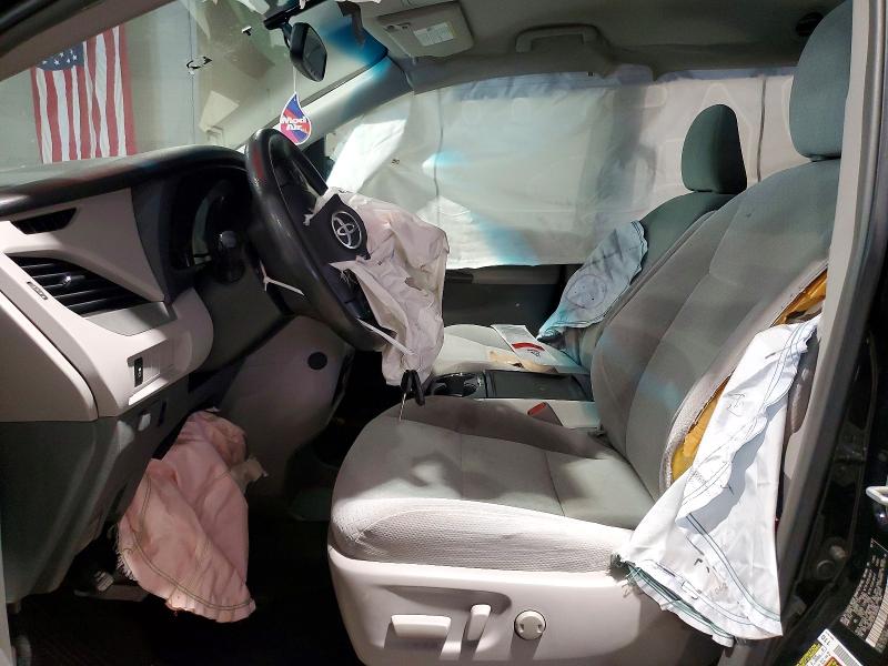 Photo 7 from auction – 2015 TOYOTA SIENNA with VIN 5TDKK3DC8FS539335