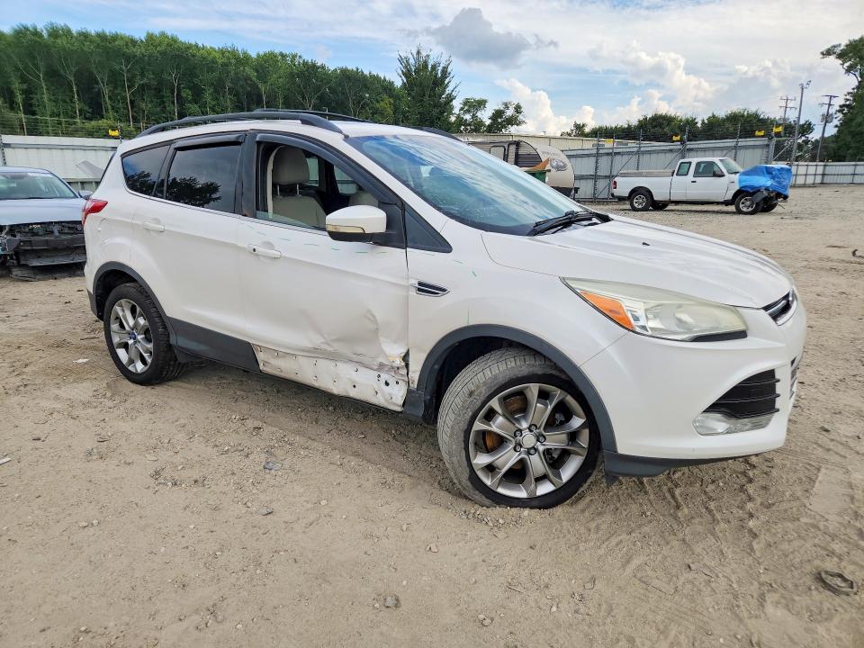 Photo 4 from auction – 2013 FORD ESCAPE with VIN 1FMCU9H96DUB50228