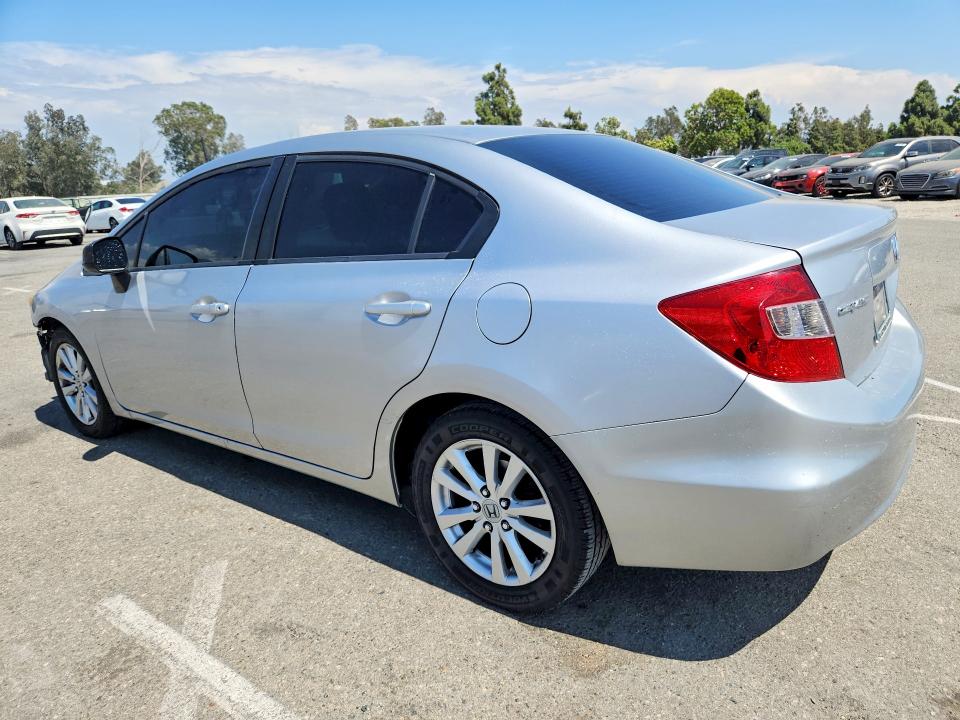 Photo 2 from auction – 2012 HONDA CIVIC with VIN 19XFB2F89CE383543