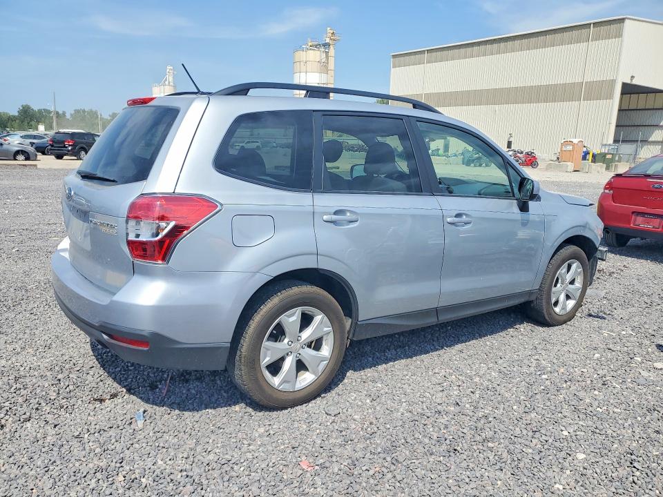 Photo 3 from auction – 2015 SUBARU FORESTER with VIN JF2SJADC8FH552308