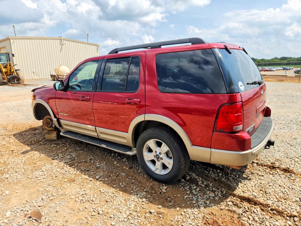 Photo 2 from auction – 2005 FORD EXPLORER with VIN 1FMDU74K35UA04369