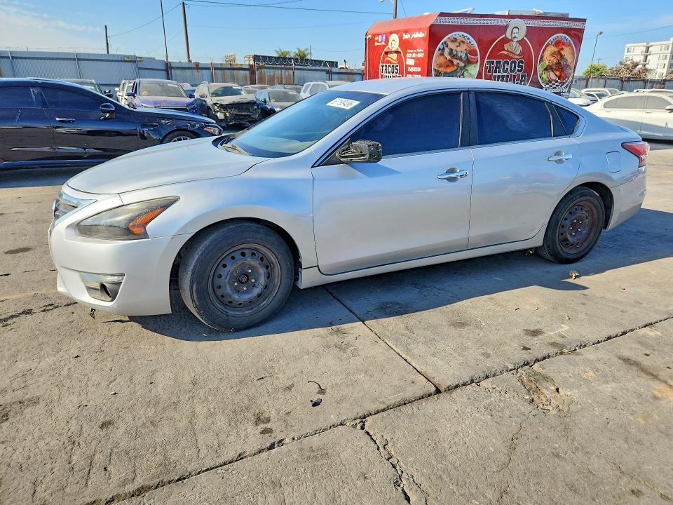 NISSAN ALTIMA 2015 with VIN 1N4AL3AP0FC238890 - Photo from auction