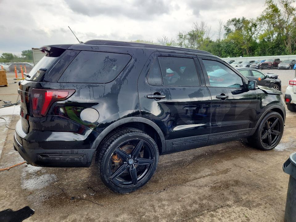 Photo 3 from auction – 2018 FORD EXPLORER with VIN 1FM5K8GT4JGA38320